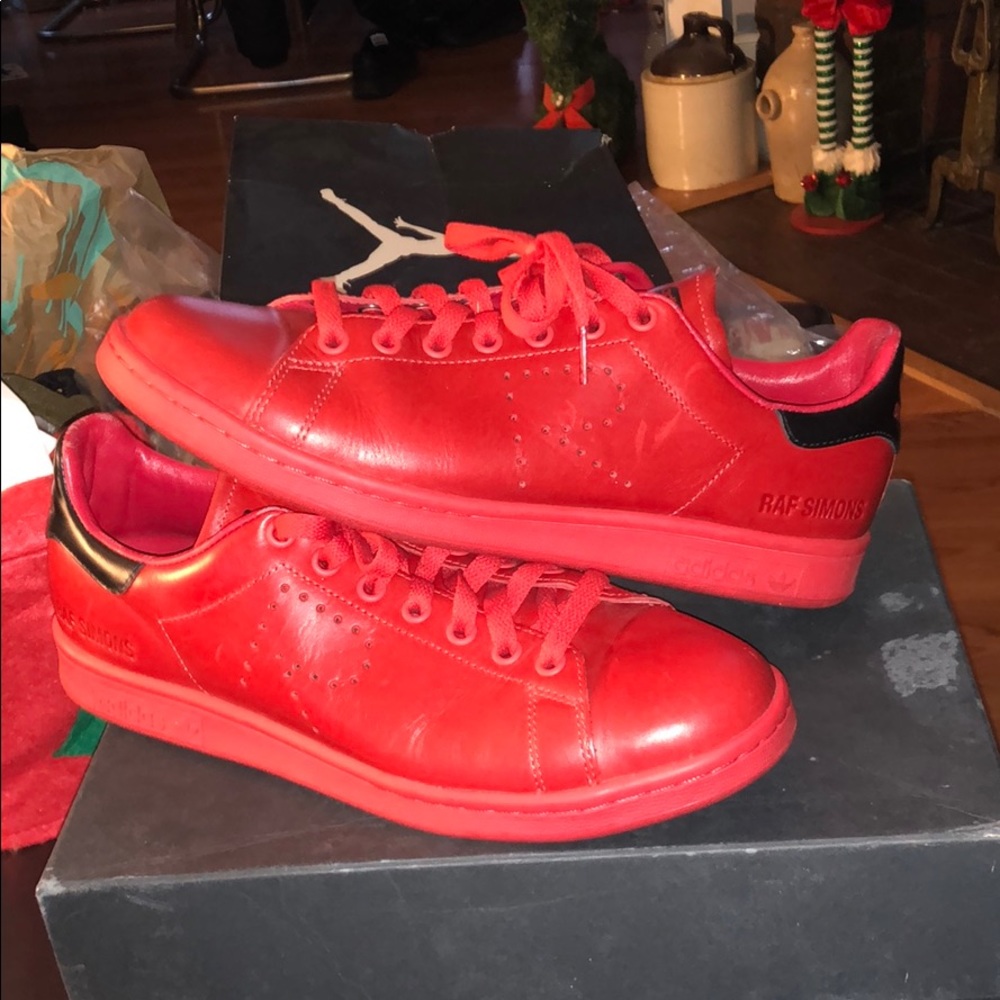 Red Adidas Stan Smith Raf Simons